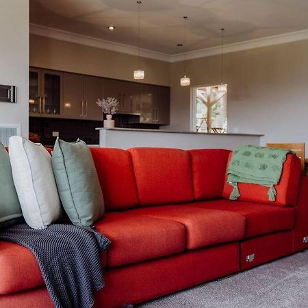 Apartment On James Bicheno Bagian luar foto