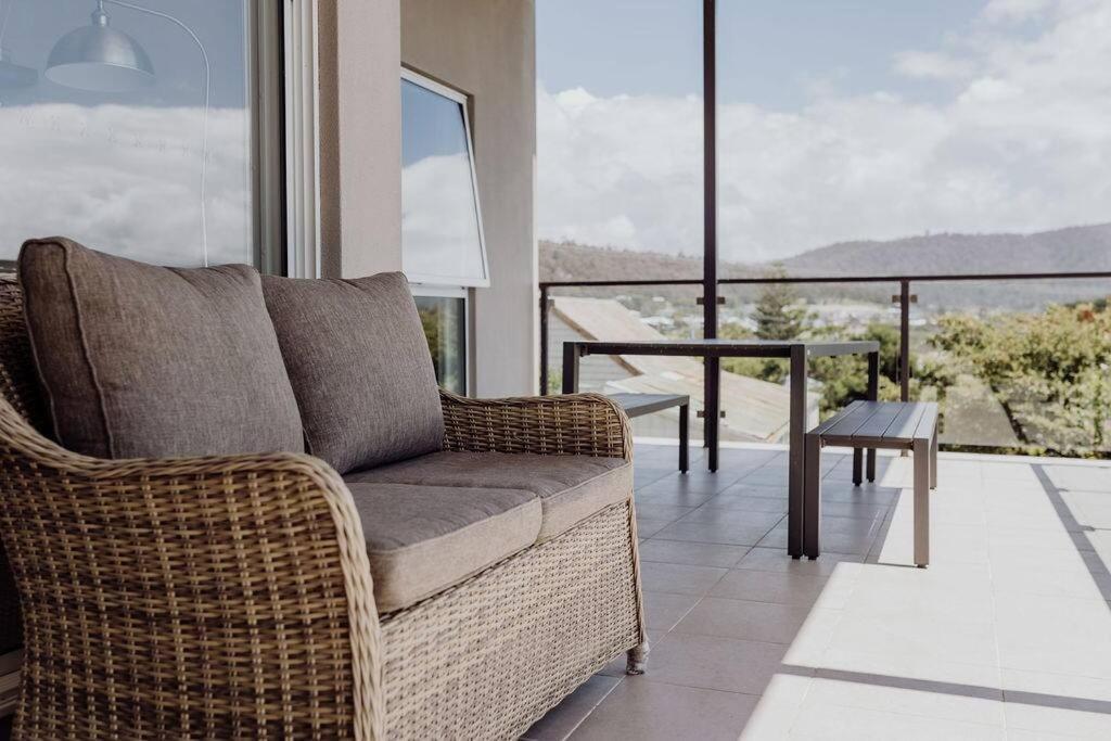 Apartment On James Bicheno Bagian luar foto